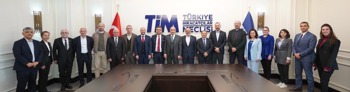 turkishhvacr's tweet photo. Türkiye İhracatçılar Meclisi Başkanı Sayın Mustafa Gültepe, sektörümüz İştişare Toplantısı kapsamında makamında Yönetim ve Denetim Kurulumuzu ağırladı.
#isib #turkishhvacr #iklimlendirme #iklimlendirmesektörü #ihracatçılarmeclisi https://t.co/RdoxhbbSyC