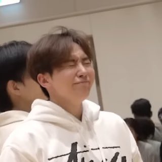 salt0526_'s tweet photo. 突然ですが、この垢は取引垢に変えます！ブロ解していただいて大丈夫です👍🏼
この1年Twitterでも現場でも色んな所で沢山関わってくださってありがとうございました！皆さんのオタクライフがより素敵なものになりますように🩵 https://t.co/wtFOxEhUOu