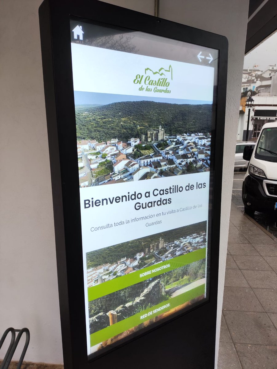 LookishSpain's tweet photo. Hemos implementado con éxito nuestro software de gestión de contenidos en los tótems y pantallas existentes del Castillo de las Guardas en Sevilla. Nuestro equipo ha trabajado para adaptar nuestra tecnología a las necesidades específicas del Castillo de las Guardas https://t.co/YsFPN8HXrX