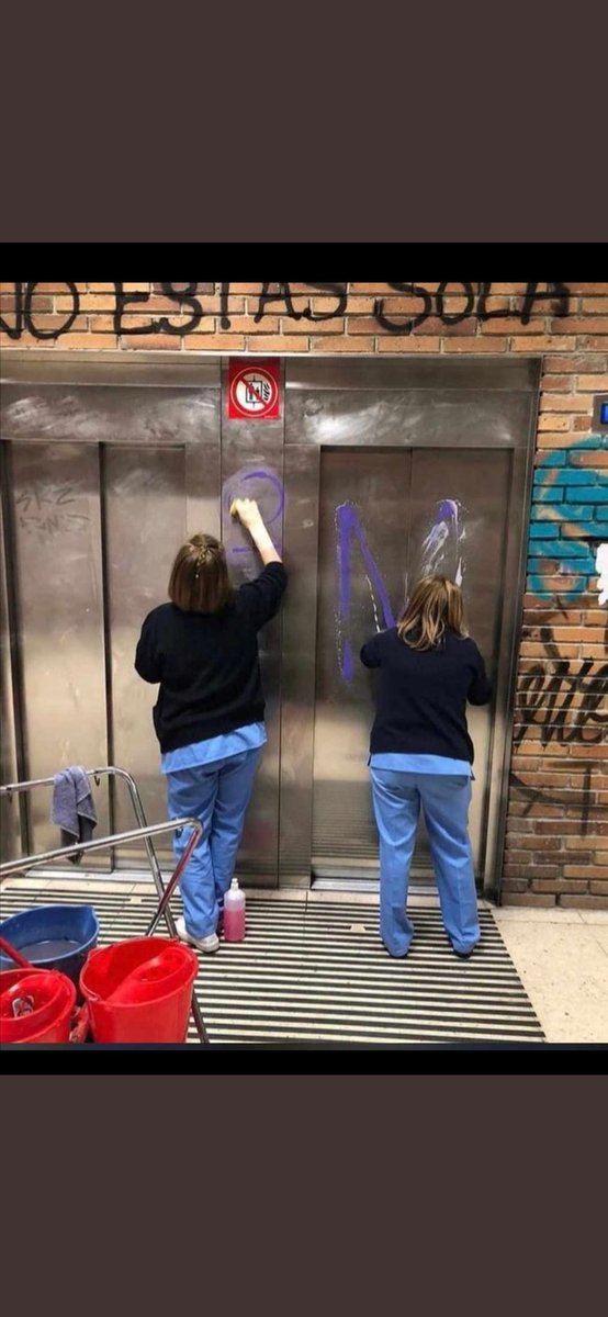 <a href="/harryelsocio/">Alégrame el día</a> Más o menos sería esto