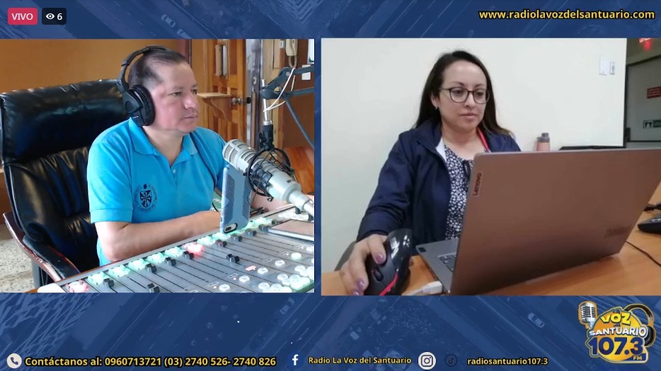 ECU911Ambato's tweet photo. MEDIOS 📻

@LorenaLl22, Especialista de Operaciones, a través de la #LaVozDelSantuario entregó información valiosa sobre la operatividad de cámaras de #VideovigilanciaECU911 y estadísticas de llamadas al 9-1-1 para reportar emergencias en 📍#Baños.

https://t.co/Z3kf83uxcR https://t.co/YlF2Gd5Ql9