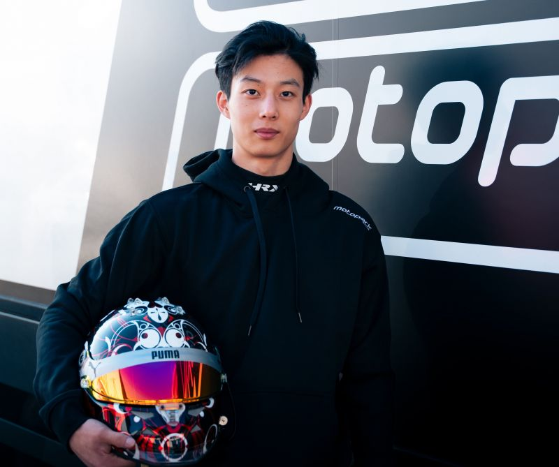 feeder_series's tweet image. DRIVER ANNOUNCEMENT | 🇨🇳 Cenyu Han joins Team Motopark in Euroformula Open!

The 19-year-old took part in two Eurocup-3 rounds in 2023, taking a podium finish in the opening race at Spa. He also finished 35th in FRMEC last year.

📸 Euroformula Open

#EFOpen