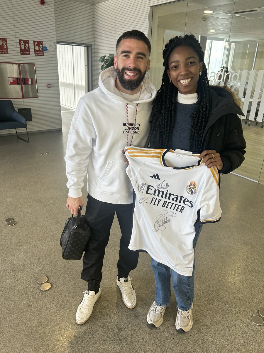 malia_gna's tweet photo. Hala Madrid pt 2 🤍 https://t.co/7rQt7ZwXoE