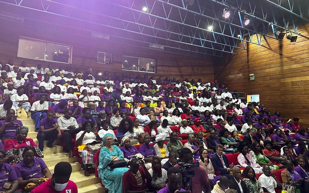 UNFPAGNB's tweet photo. @UNFPAGNB, the government &amp; the private sector, came together to celebrate this year's #IWD with a round table discussion on "Female Entrepreneurship and Innovation in Guinea-Bissau" discussing the current situation of female entrepreneurs in terms of barriers and opportunities. https://t.co/v6rbFyBiFy