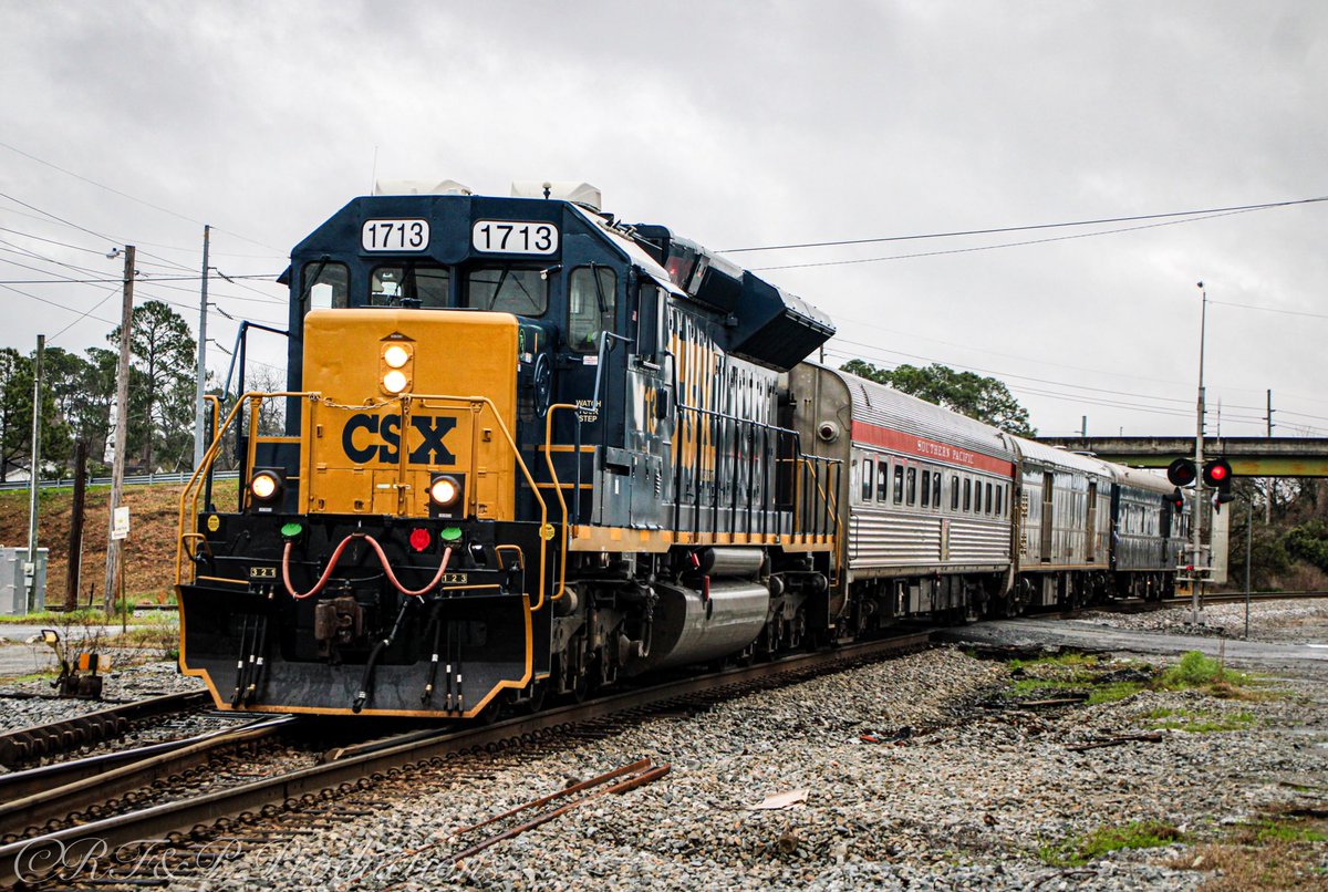 RFPProductions's tweet photo. What a trip…

Southeast Georgia had it all from heritage units, YN2 EMDs, work trains, Big MACs, foreign power, and so much more! https://t.co/1CYV5WBztP