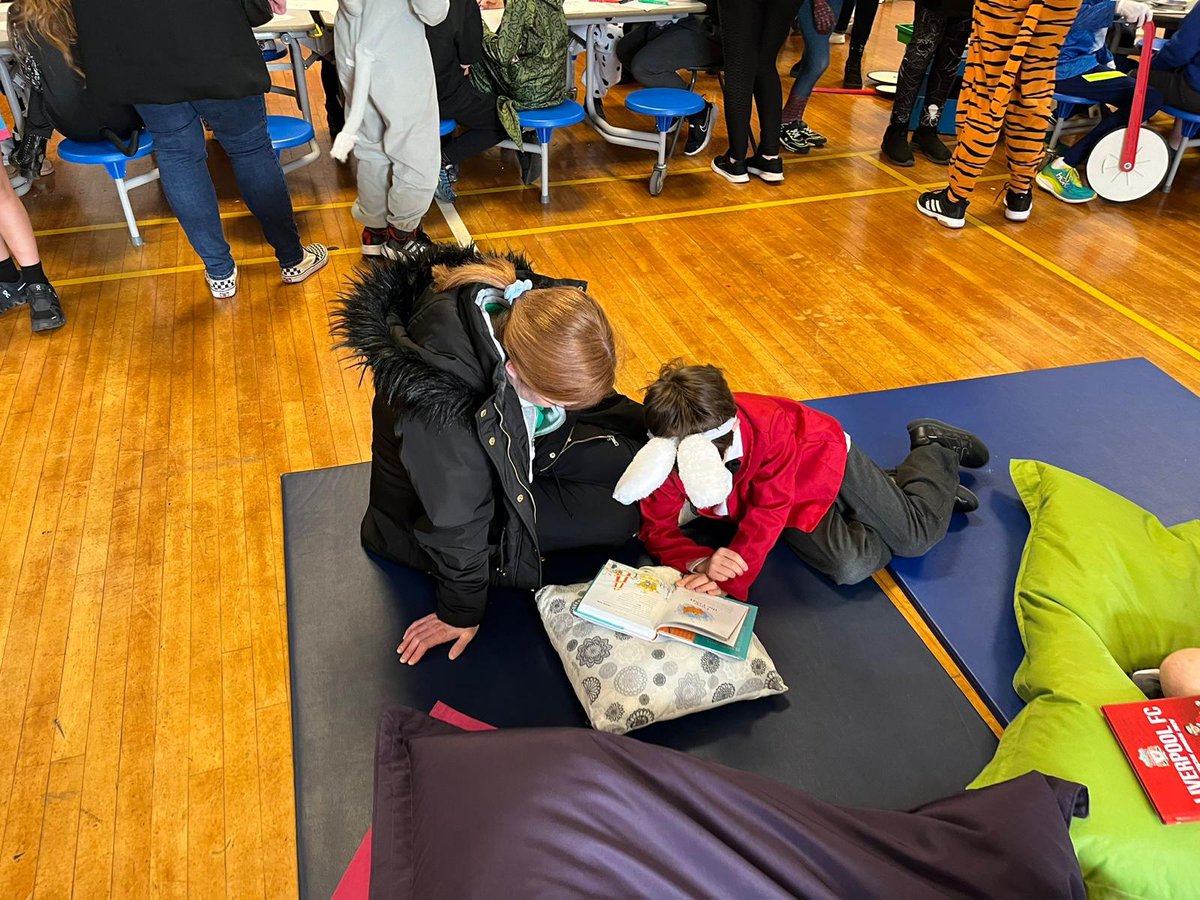 RectoryPrimary's tweet image. It has been absolutely wonderful to open our doors for our learning café, not once but twice this week!

Thank you so much to everyone who took the time to attend.

There are more photos over on our Instagram! 📖⭐
@RectoryPrimary 

#WorldBookDay2024 #LearningCafe #RectoryPrimary
