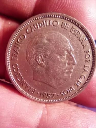 Que le avísame al simpatizantes del obradofascismo que ya se adelantaron en crear monedas preobradoristas.