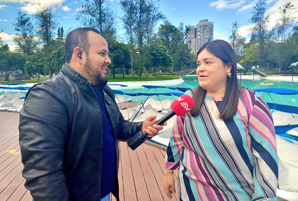 ObrasQuito's tweet photo. 🎥#EnMedios | Conoce sobre la intervención en la laguna #ElQuinde del parque #LaCarolina. Con Lorena Andrade, directora de Administración de Parques Metropolitanos de Epmmop por:
✔️@ecuavisa
✔️@teleamazonasec
#QuitoRenace https://t.co/5arlvJmgwG