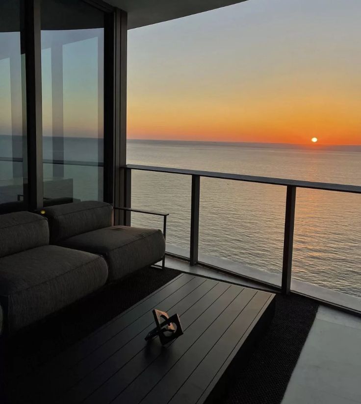 ArchitectMarvel's tweet photo. Serene https://t.co/xQBAgX8pbh
