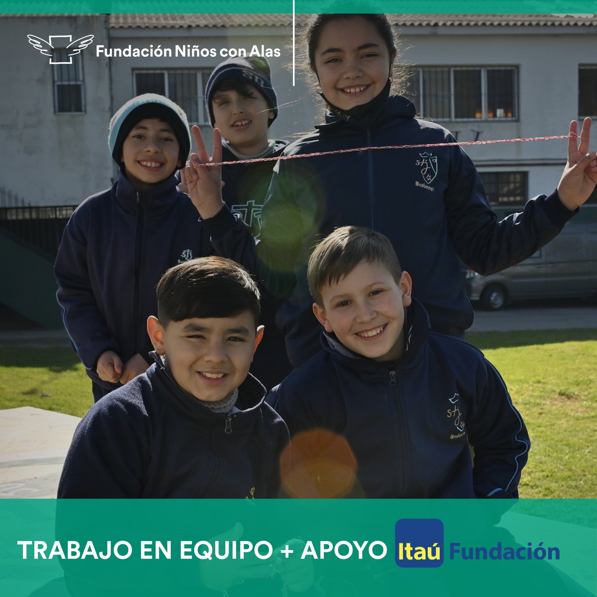 El trabajo en equipo se refleja en todos lados.

Junto a Fundación Itaú acompañamos el proceso de aprendizaje de nuestros adolescentes, ayudando a transformar sus realidades a través de la educación.
