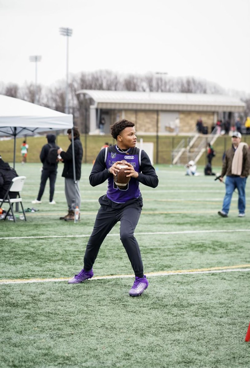 Justin Dixon 2027 QB (@justindixon10qb) on Twitter photo Gained 10 pounds since winter workouts started!! Thanks coach <a href="/CoachDan_Y/">Dan Yarborough NASM-PES, USAW</a> you da goat! 💪🏾🏈 Gained 10 pounds since winter workouts started!! Thanks coach <a href="/CoachDan_Y/">Dan Yarborough NASM-PES, USAW</a> you da goat! 💪🏾🏈