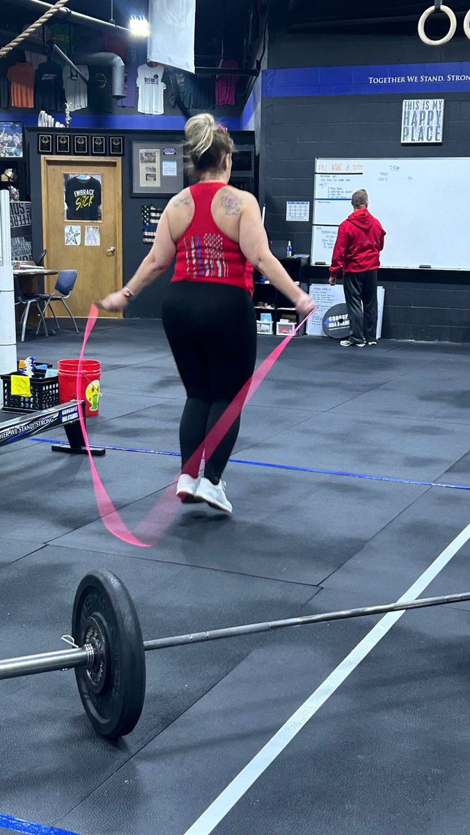 CFUnaStamus's tweet photo. 24.1 is underWAY for our AM teams! 

#24point2 #crossfitopen #mastersathlete #scalingiscool #rowing #deadlift #jumprope #doubleunders #cardio #engine #grit #morethanjustagym #crossfitunastamus #unastamusfitness https://t.co/szvaz0sPZ8