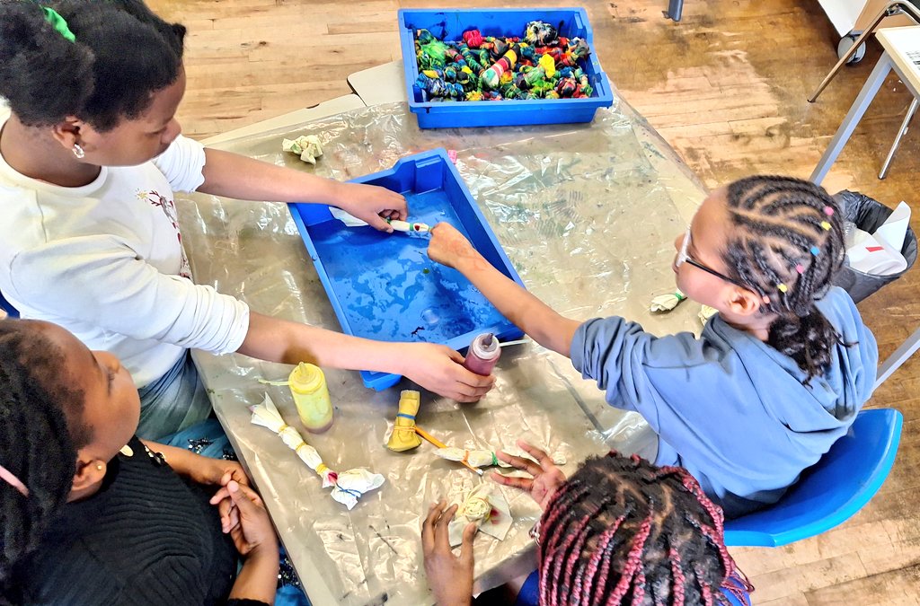 Year 5 have been busy busy this week! We had the joy of working with our artist in residency @BrunswickParkPS. Pupils tie- dyed material and planned and created activist banners. These will be used as a whole school collaborative piece! We can't wait for the result!