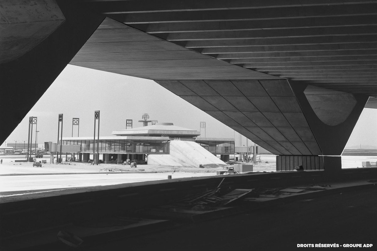 Edward Arkwright tweet media