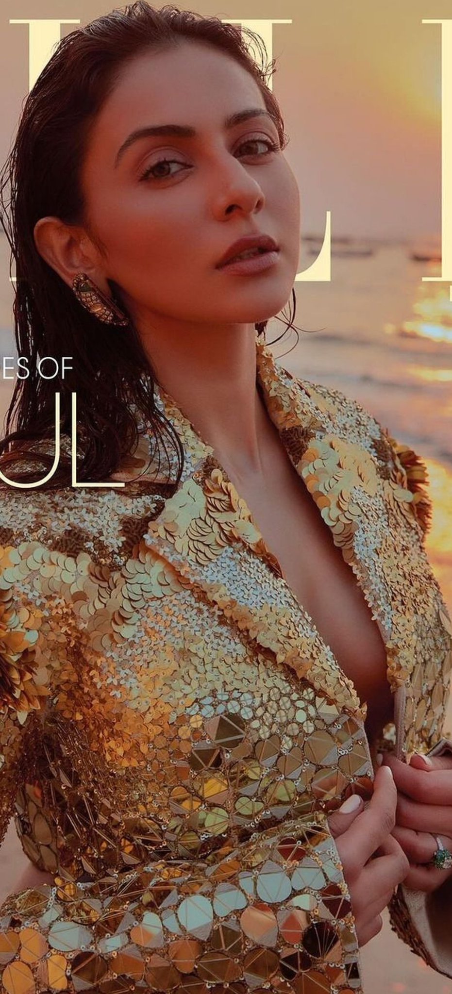 GIJyAfAWUAAB-Ck?format=jpg&name=large