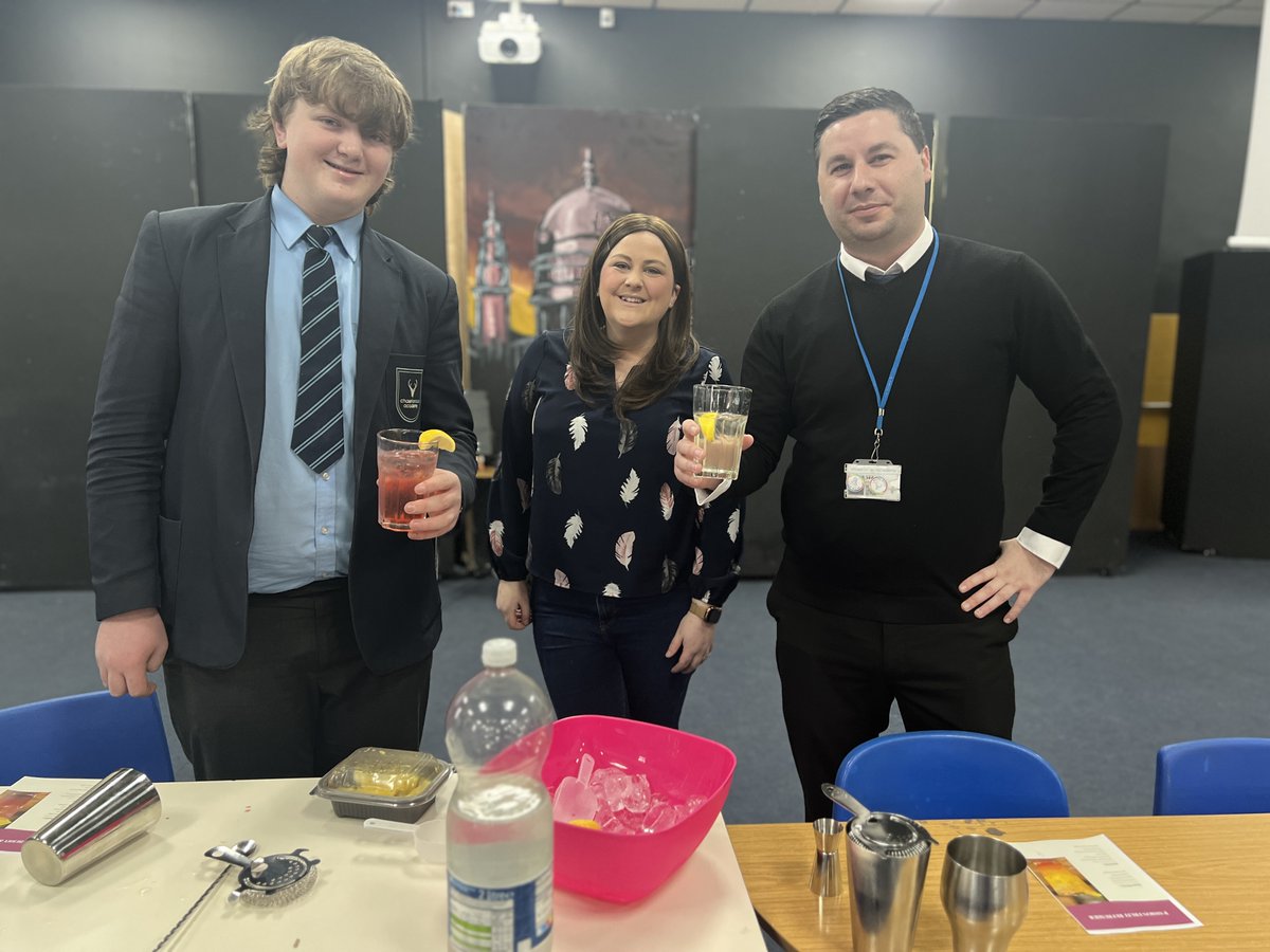 In celebration of National Careers Week, we had the pleasure of hosting Sammi, a representative from Marston's, who brought a wealth of knowledge and insight into the world of hospitality careers and apprenticeships!
Find out more here: shorturl.at/hACZ6