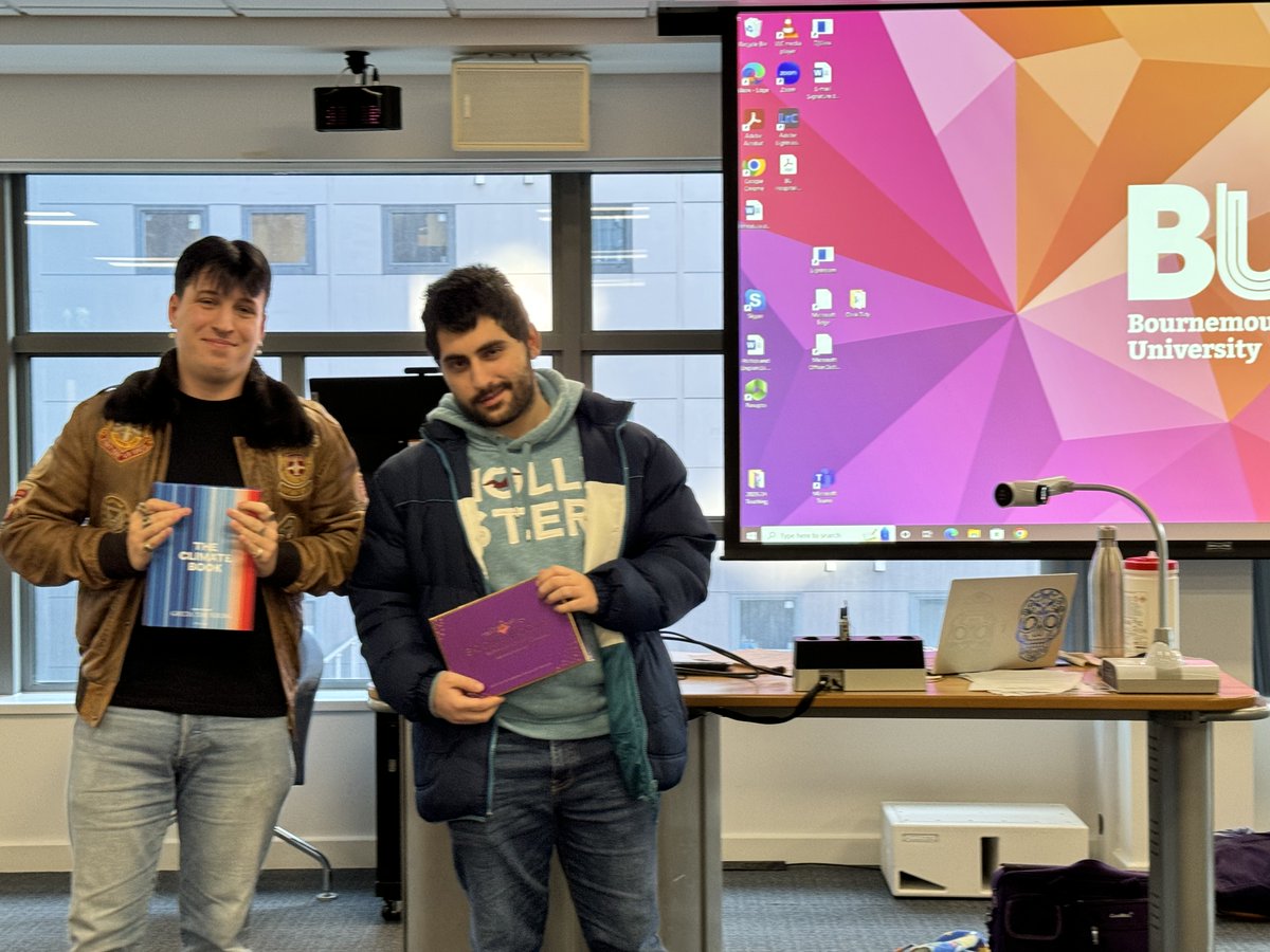 Congratulations to our final year @politicsatBU March 6th Dissertation Conference prize winners 2024! Oscar on eco-psychology and political activism and Rommel on political polarization and pessimism - an excellent day! @hlbu7 @bournemouthuni @DrTABaker