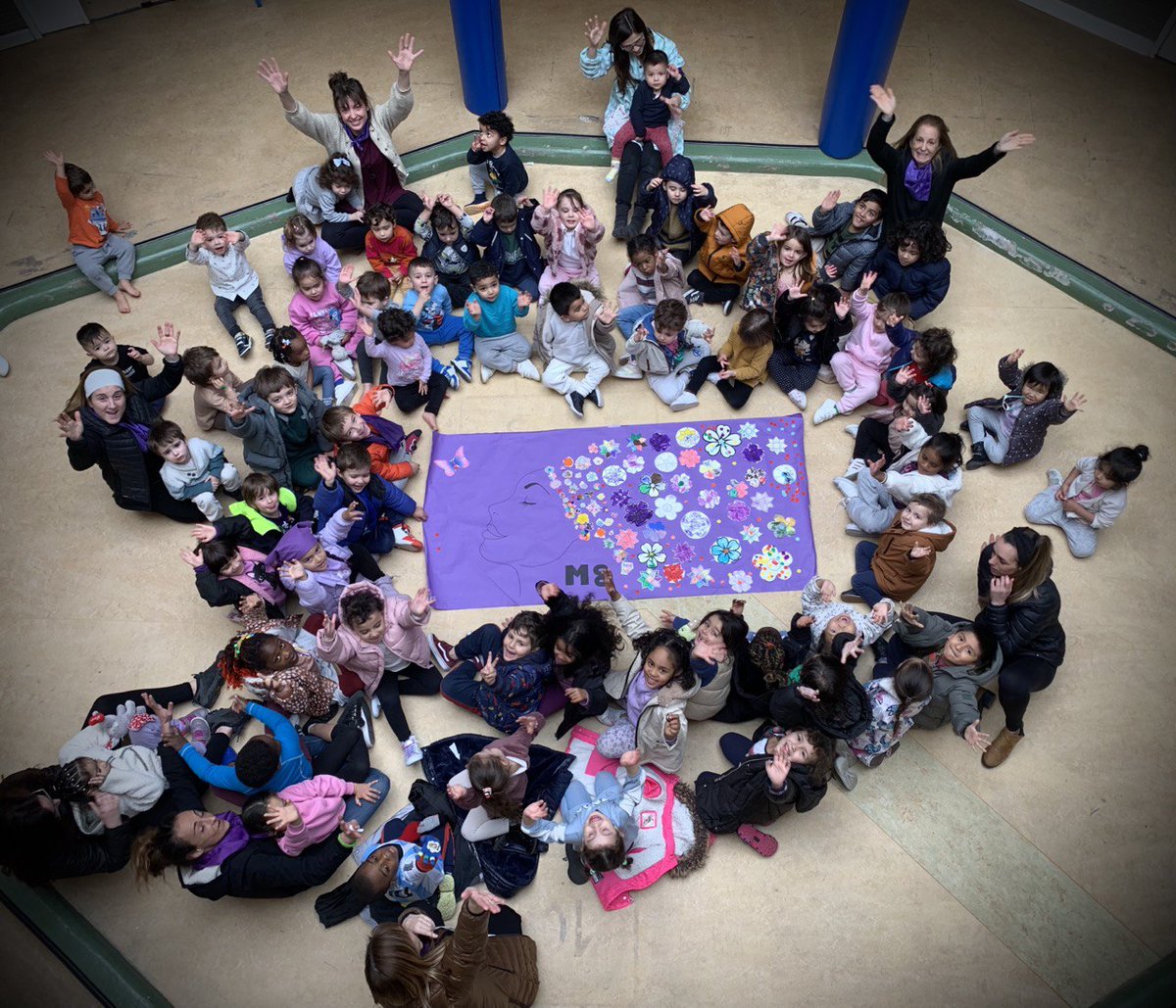 OLIBET
Martxoak 8 
#koldomitxelenaikastetxea #errenteria #8M