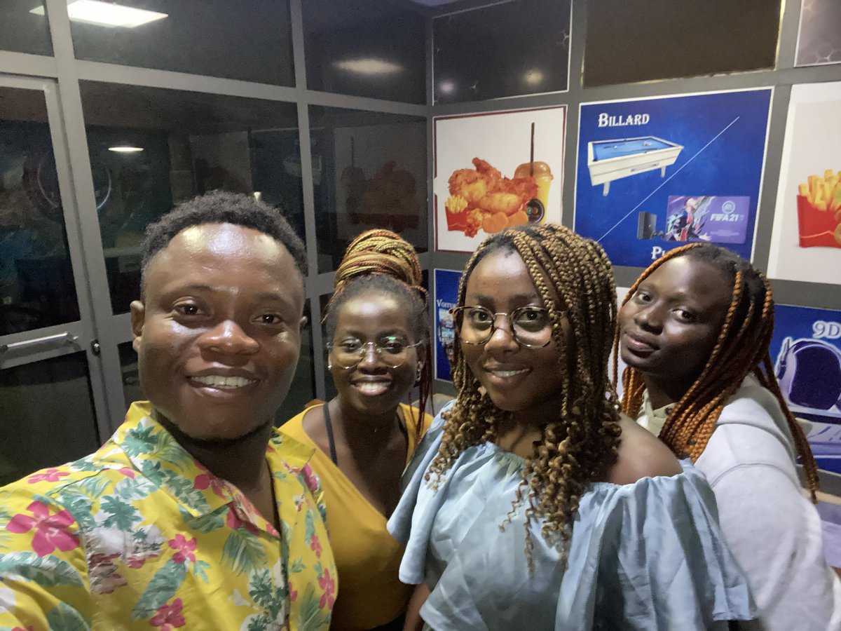 Beaucoup d’évents en cette #InternationalWomensDay pour les droits des femmes. Elle est célébrée sous le thème #investinginwomen. Pensées aux à celles qui luttent nuits et jours et aux +vulnérables des communautés qui ne sont pas aux yeux des 🎥 dans les pays du Sud! #IWD2024