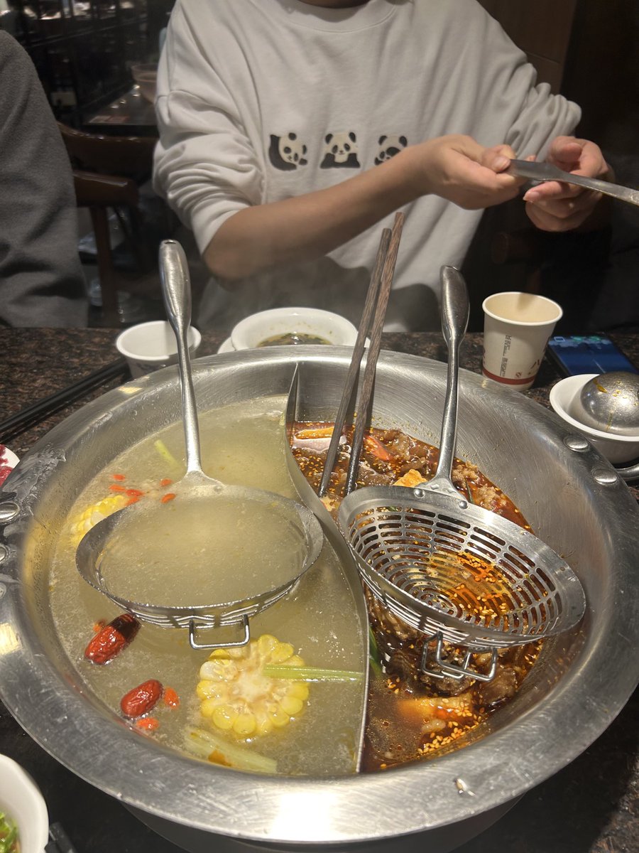 Jennifer Kuo (@jenniferkuo5) on Twitter photo Whirlwind trip of observing MWA experts in China! Grateful for this amazing opportunity to learn, make new friends, and eat great food! #CancerPreventionCenterSunYatSenHospital#Guangzhou (1/3) Whirlwind trip of observing MWA experts in China! Grateful for this amazing opportunity to learn, make new friends, and eat great food! #CancerPreventionCenterSunYatSenHospital#Guangzhou (1/3)