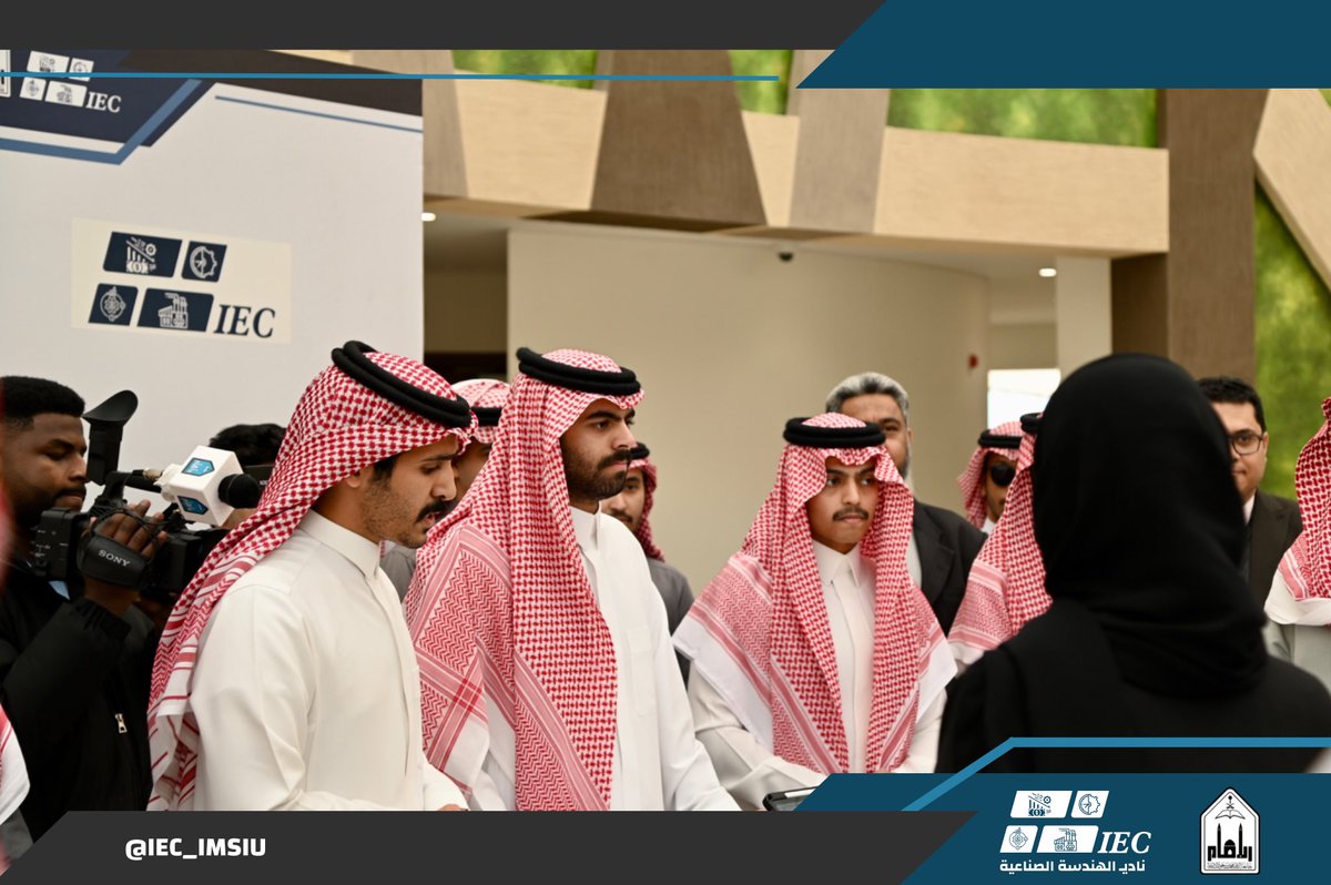 IEC_IMSIU's tweet photo. جزء من مشاركة نا��ي الهندسة الصناعية في معرض الإبتكارات الهندسية @EIS_IMSIU الذي اقامته كلية الهندسة @IMSIU_ENG في بهو جامعة الإمام محمد بن سعود الإسلامية✨

#معرض_الابتكارات_الهندسية https://t.co/RERi4WiFQV