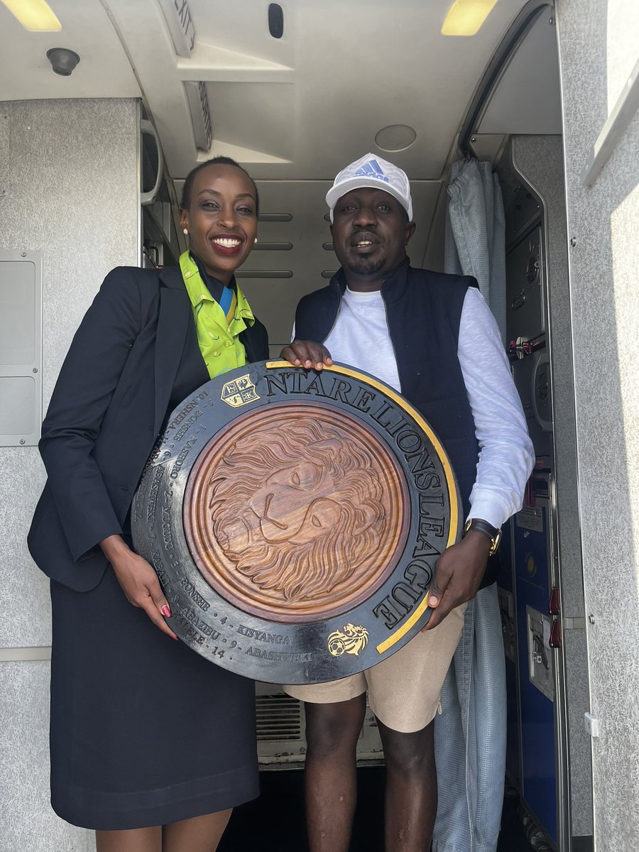 MKasheeka's tweet photo. What is finishing me is the shock on the faces of the senior OBs as more buses enter the city 😂😂😂😂😂😂😂😂

Anyway! Julio cooked 
#Road2Kigali https://t.co/48M2oaFYE6