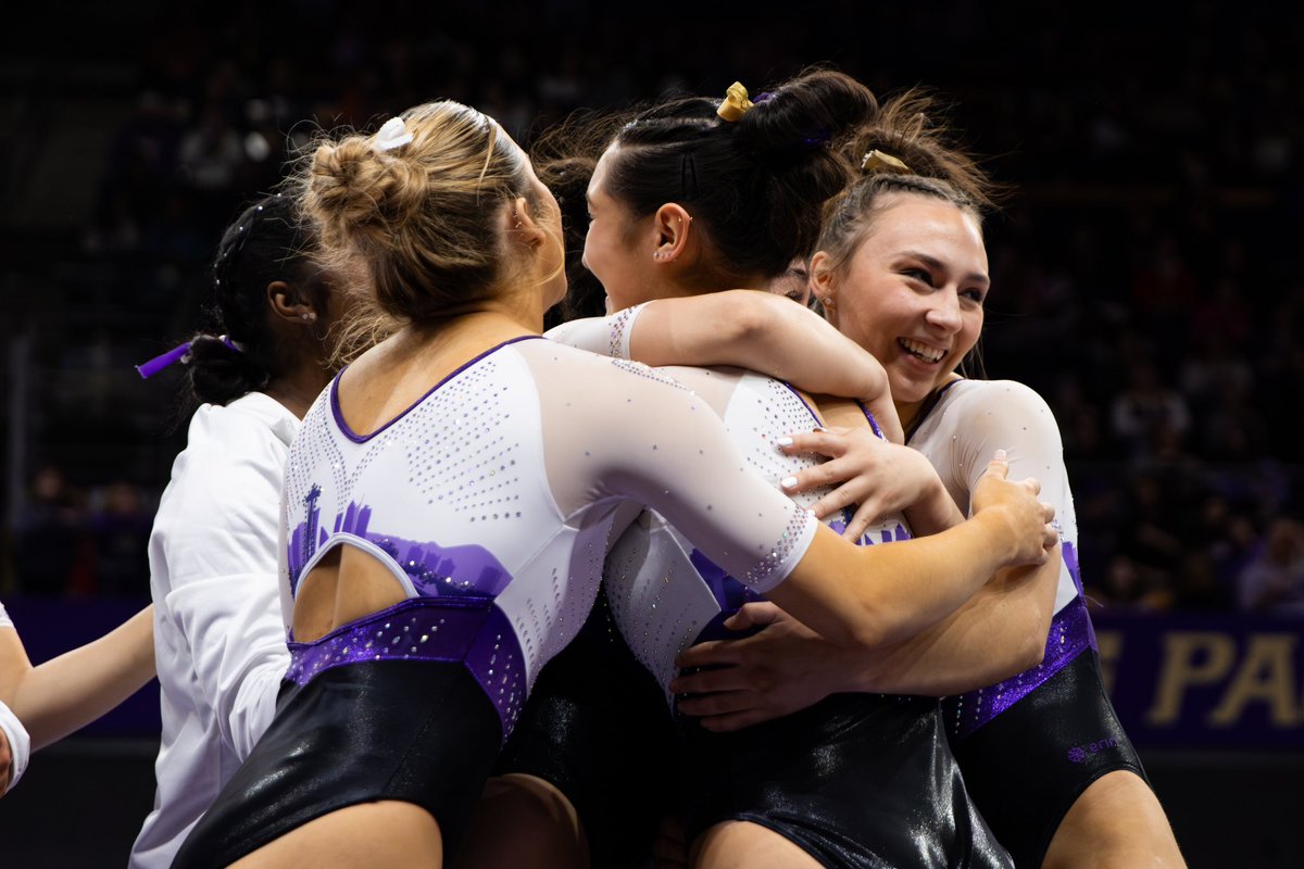 Washington Gymnastics tweet media