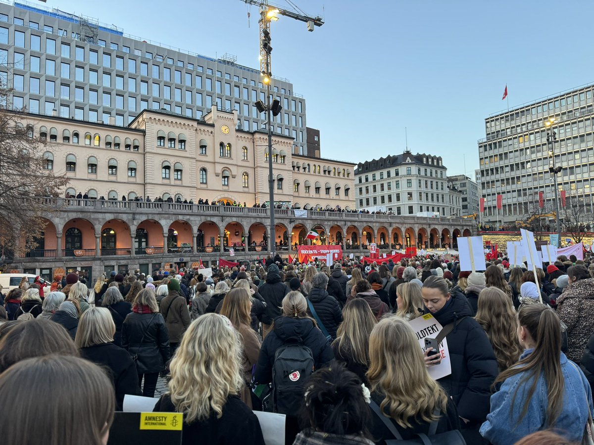 Happy International Women's Day! <a href="/Amnesty_Norge/">Amnesty Norway</a> focused on consent laws and women's situations in #Afghanistan and #Iran. Thanks to <a href="/Amnesty_Norge/">Amnesty Norway</a>, Amnesty Women's Rights, Amnesty Oslo, and everyone who joined for their cooperation.