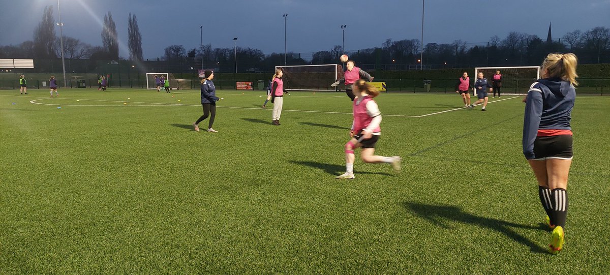 How best to spend a very cold, windy, #InternationalWomensDay2024 - you play footy. Well around 35 of our #soccermums decided you do anyway.
Great turnout <a href="/StaffordshireFA/">Staffordshire FA</a>