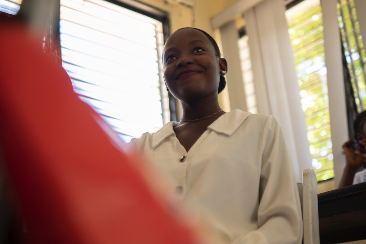 Elles ont appris à identifier les fonctionnalités de chaque réseau, les astuces et méthodes pour avoir une présence efficace et responsable sur la toile. Une formation organisée dans le cadre du projet "Mon corps, mon rythme, ma parole" soutenu par le <a href="/CanadaOAS/">Canada at the OAS</a> 2/2