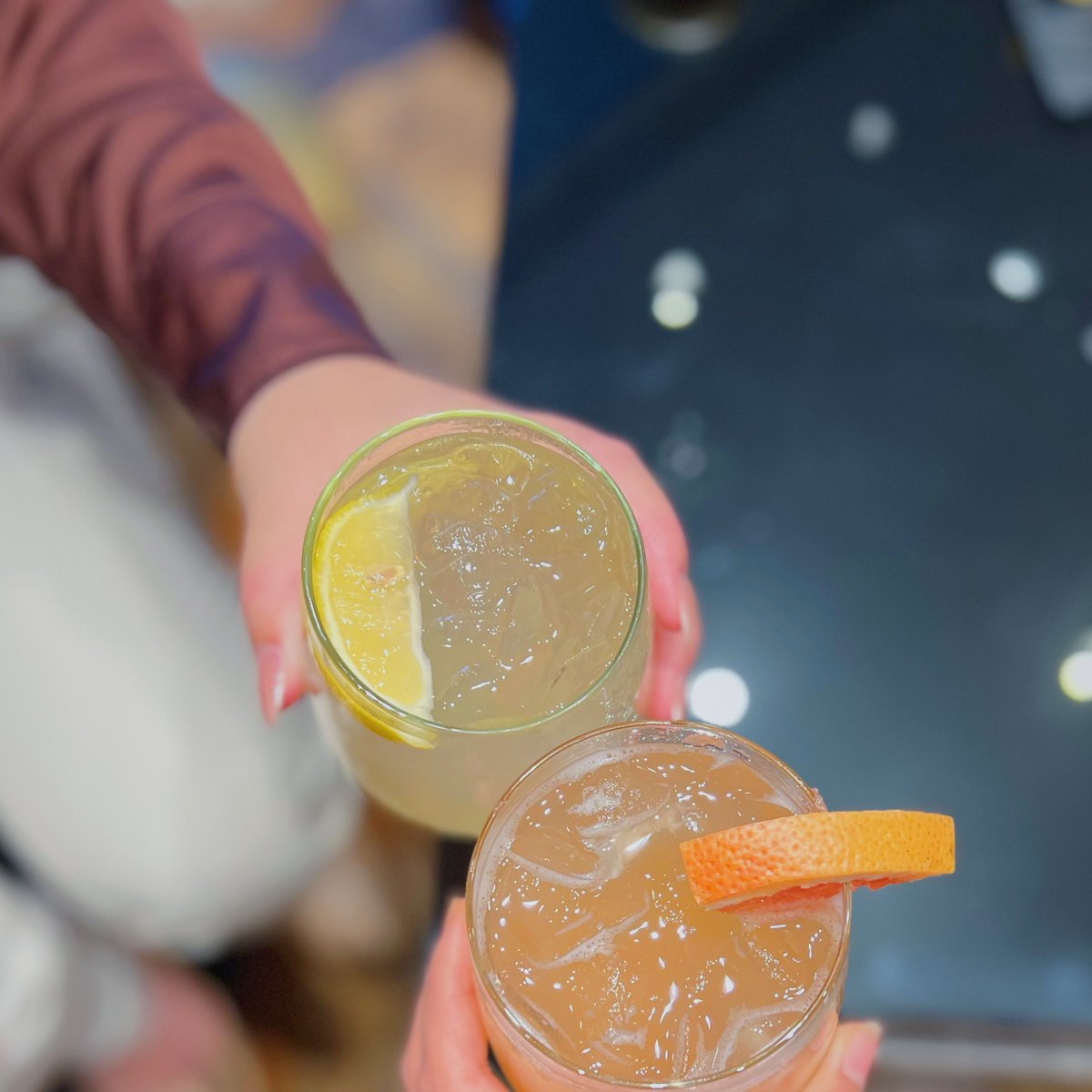 #Hilton is raising a glass to talented women distillers behind incredible brands such as @makersmark bourbon and @bombaysapphire gin. Now through April 1st, savor a #cocktail or two featuring these exceptional spirits at #HiltonAmericasHouston. #InternationalWomensDay #Houston