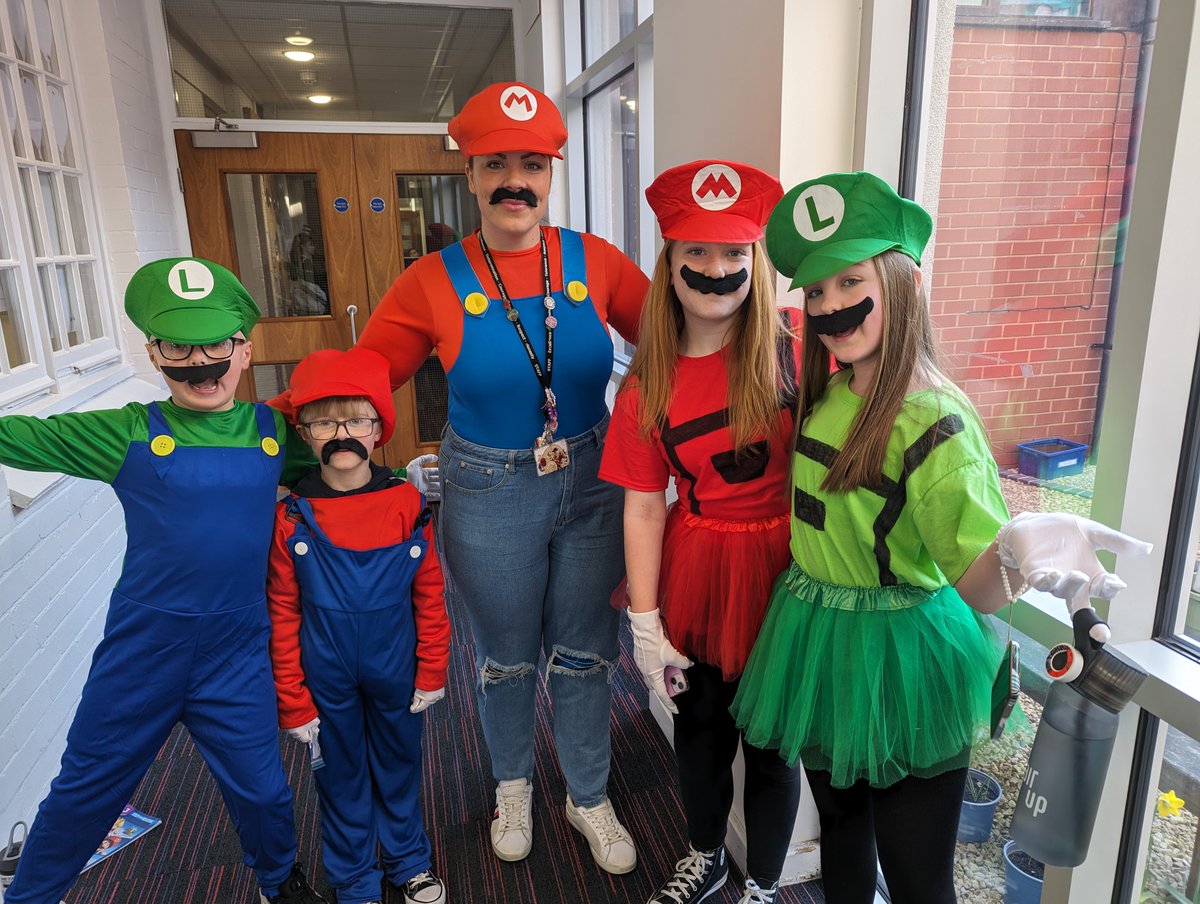 One of the most anticipated days in the school calendar is World Book Day and it was fantastic to celebrate everything associated with children's literature. A sincere thank you to our parents/carers for your efforts in creating some truly remarkable costumes. 📚