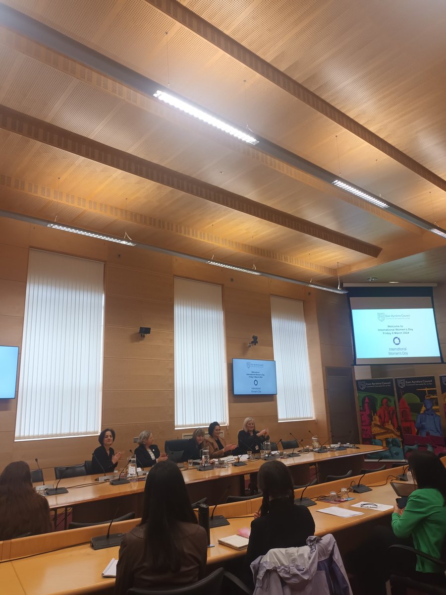 ea_adp's tweet image. Fantastic morning at @EastAyrshire #InternationalWomensDay2024 event at London Road. We got the opprtunity to hear from a panel of truly inspirational women🙎‍♀️ and who inspired them ☺️👇 #betruetoyourself #BeKindAlways #EmpowerWomen 
@MaclellanCarole @ms_lorna @eahscp @joGinHSCP