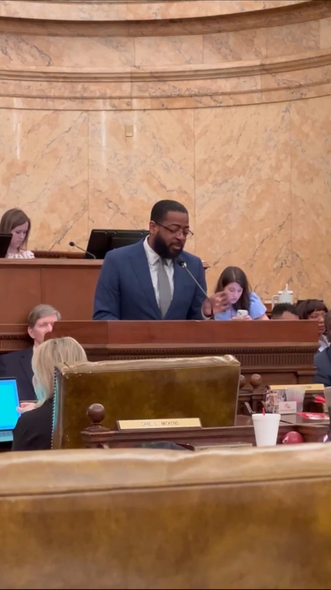 FabianDistrict's tweet image. This morning, I presented HB 1137 on the floor. I am thrilled to announce that the bill was passed by the house with a unanimous vote! I am grateful to work alongside dedicated individuals who prioritize the well-being of our state and its residents.

#WeStillHaveWorkToDo