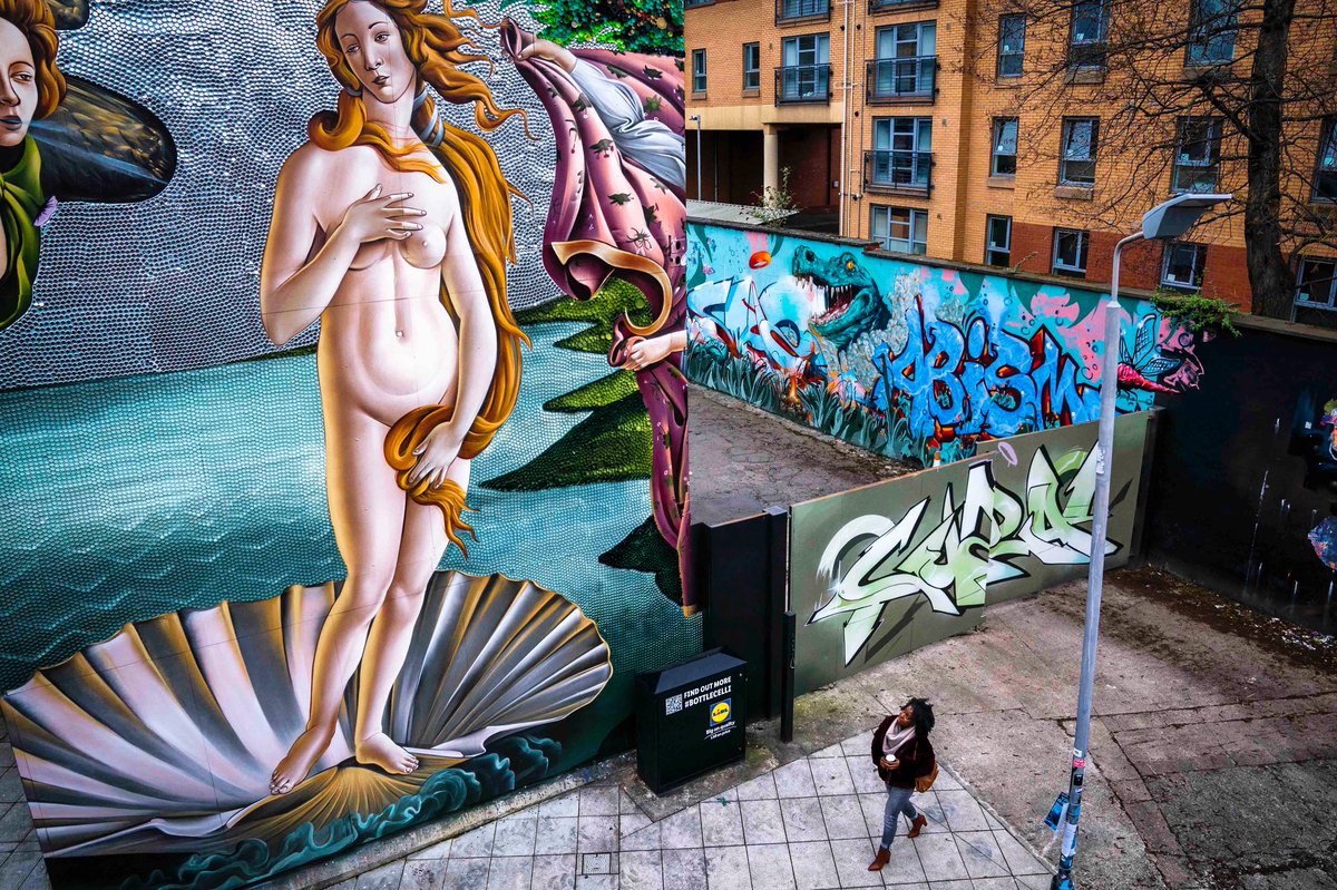 ‘Bottlecelli’ installation, made using more than 30,000 recycled bottle caps and created by street artist Smug at the Yardworks in Glasgow, to promote Lidl supermarket’s new plastics bottle recycling scheme. #mural #streetart #venus #botecelli #recycle #art #glasgow #scotland