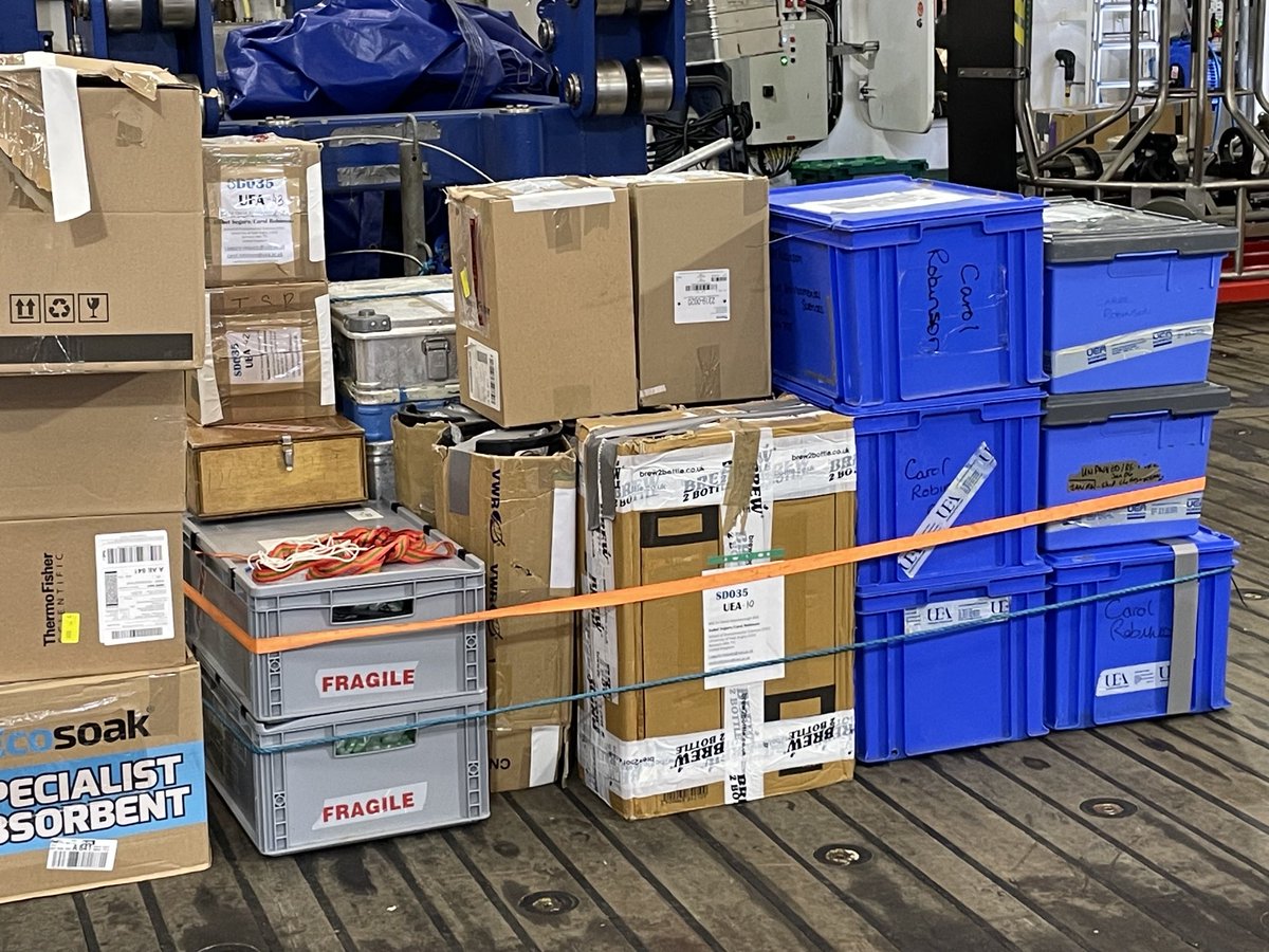 Container packing day ⁦<a href="/UEAResearch/">UEA Research</a>⁩ #AntarcticPICCOLO