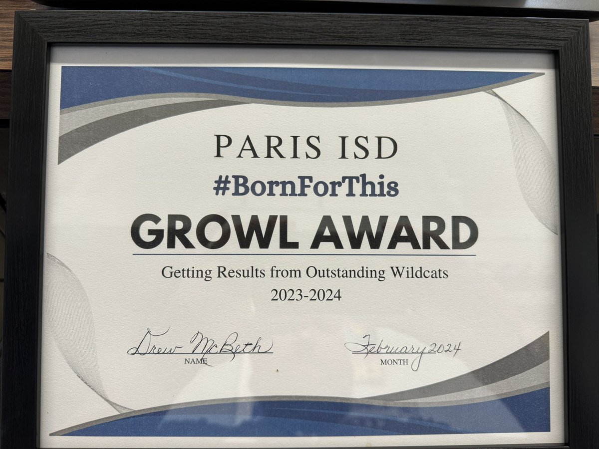 DrewMcBeth92's tweet photo. Growl Teacher Award of the Month! #bluechip https://t.co/7OxqM6hIb2