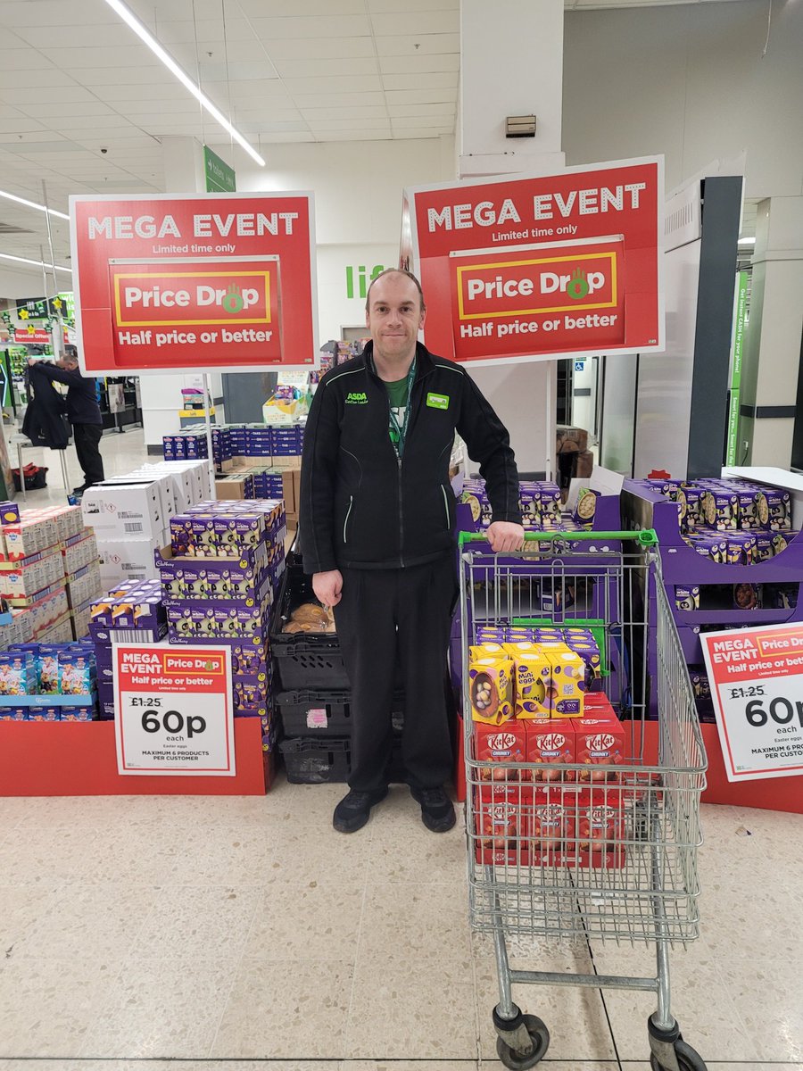 A massive thank you to Stevie <a href="/AsdaFalkirk/">Community Champion</a> who ensured our pupils could receive an Easter treat! A special mention to Margaret and Tracey for their patience and service at the tills. <a href="/AsdaServiceTeam/">Asda Service Team</a> <a href="/GHS_TheCloud/">The Cloud</a> #excellentservice  #aboveandbeyond