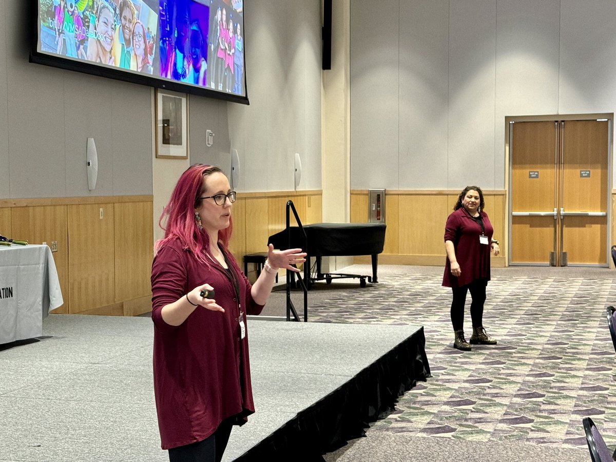 .<a href="/BensonVoss/">BensonVoss</a> is in the house and ready to present!