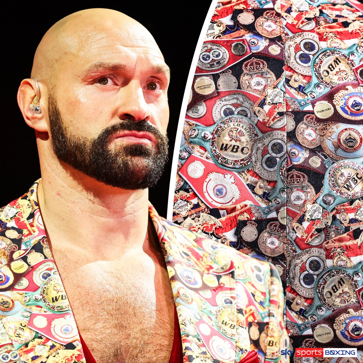 The detail on Tyson Fury's suit 😍

#JoshuaNgannou - Live Now