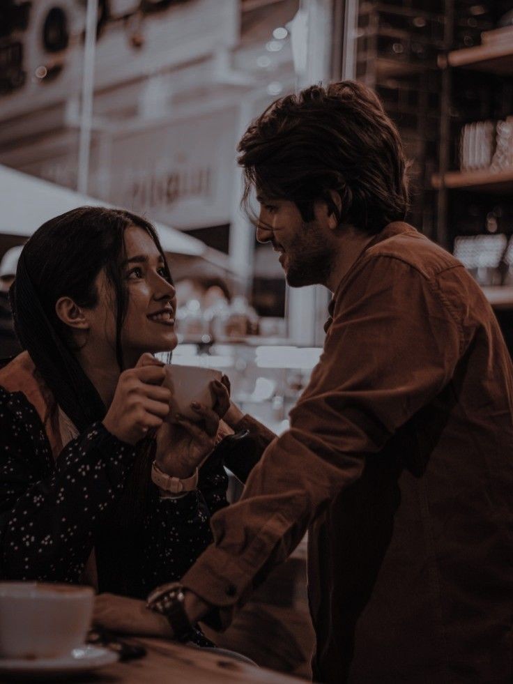 chandiosahaib's tweet photo. In English we say...

I'm so possessive about you...!

But in Urdu we say..
"رکھ لوں چھپا کے"
 "کہیں میں تجھ کو "
"سایہ بھی تیرا "
"نہ میں دوں"
#DoumbeBaki #RIPAkiraToriyama #poetry https://t.co/kLHbSphCKn