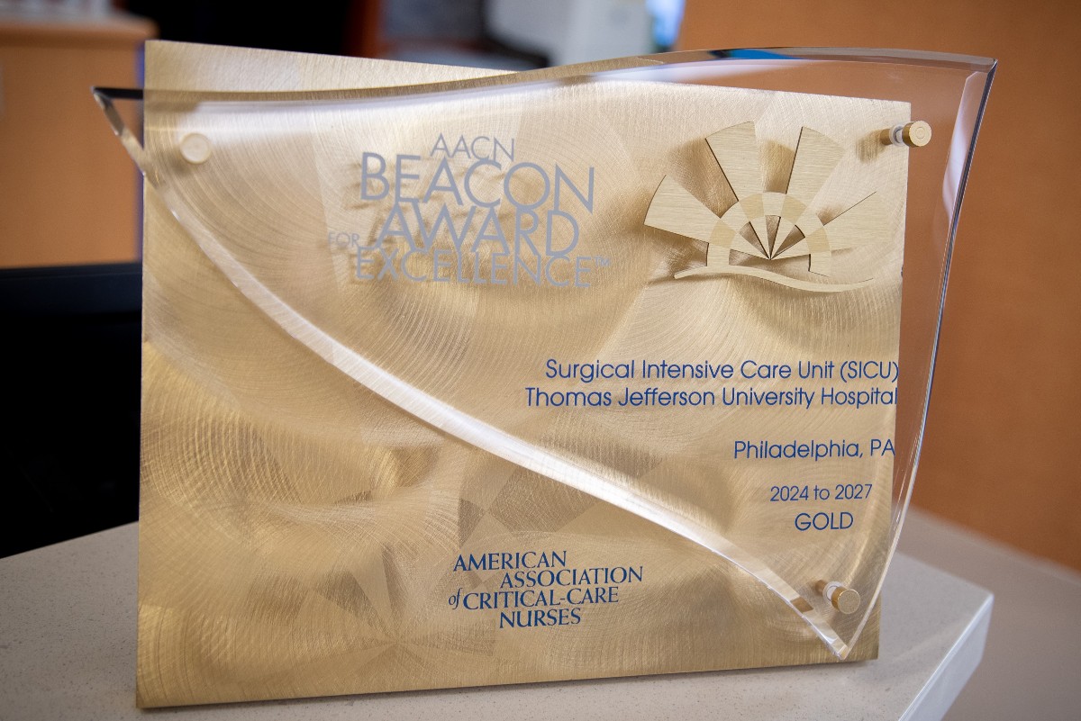 The SICU at TJUH has received the gold-level Beacon Award for Excellence from the American Association of Critical-Care Nurses. This award celebrates the unit’s commitment to adopting effective, evidence-based healthcare practices. Congrats to the nursing staff of the SICU!