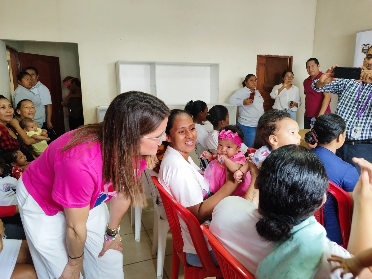 📍 #Guayas | ¡Buenas noticias! 👏 En Guayaquil incrementamos en 4 puntos porcentuales el acceso a servicios de desarrollo infantil para niñas y niños menores de 2 años. ¡Avanzamos por un #EcuadorSinDesnutrición!
