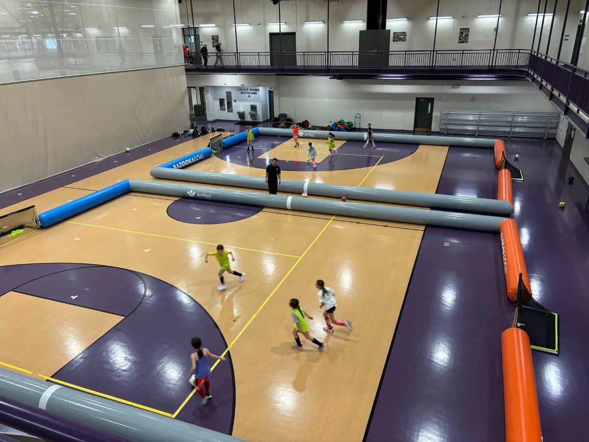 XtraSoccerAcad's tweet photo. Another Great Session , Pulling up with our new and bigger Airpitches #xtraedge https://t.co/I28En4SEHr