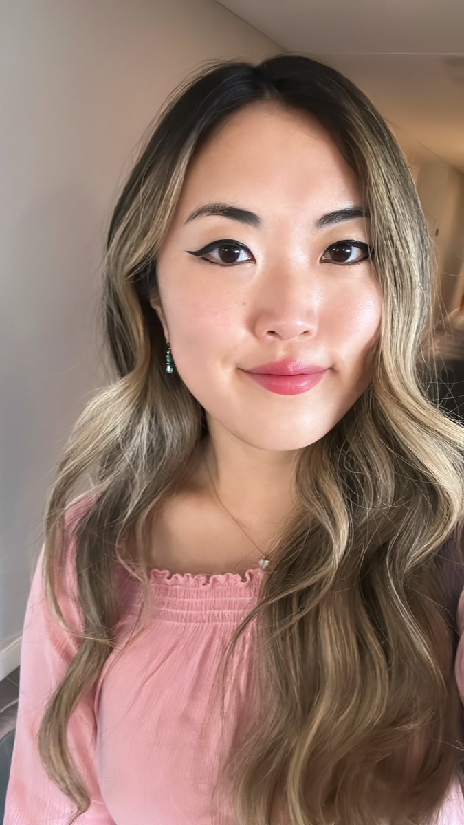 Happy Women’s Day! 💜 It’s been over a month since I was laid off from Xbox along with 1900 people. Looking for gaming jobs in project management or production. Also open to business development roles for retail products! linkedin.com/in/kathy-shin Please RT for visibility 🙏