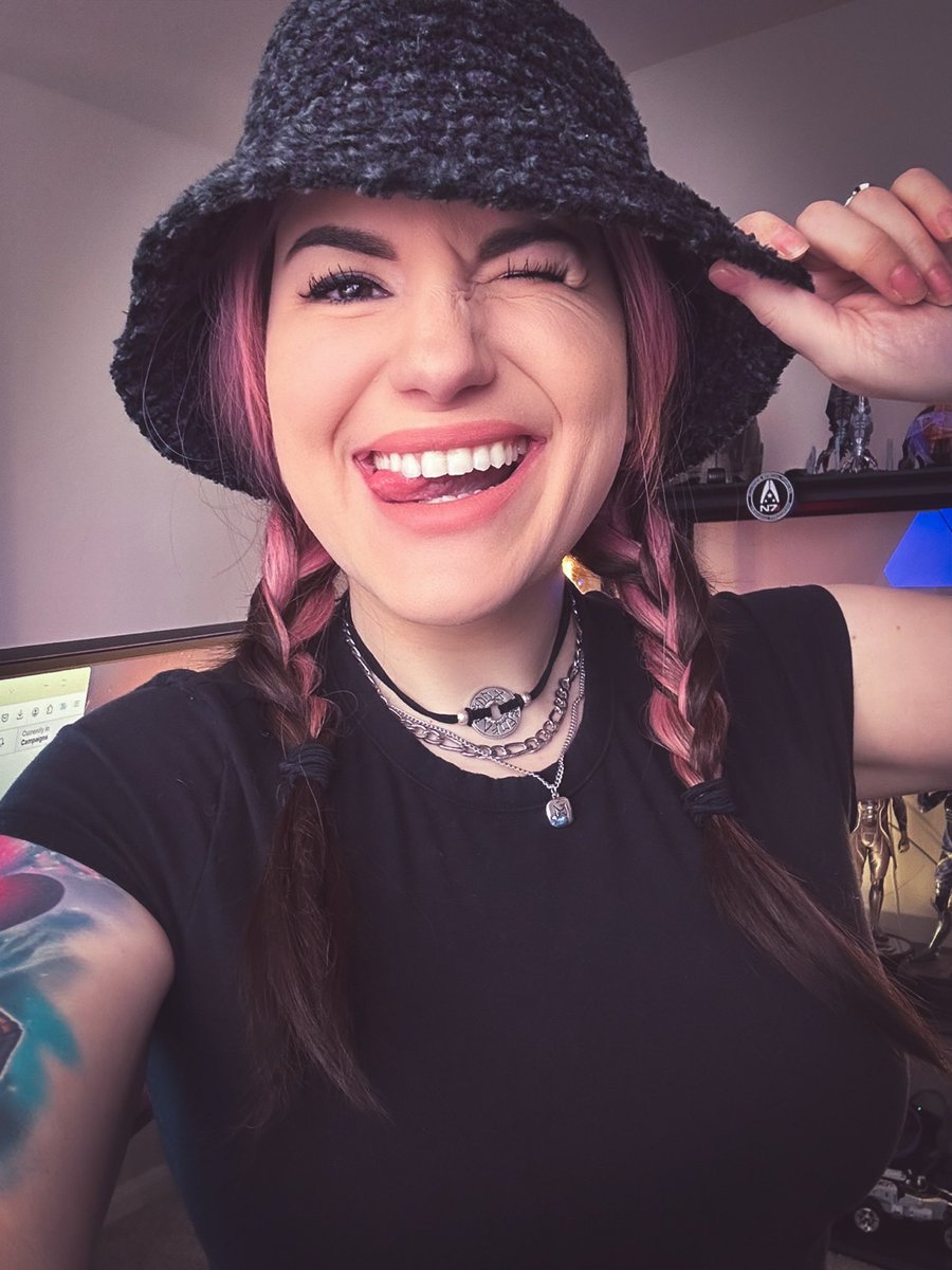 live now with a charity stream for @Heart_Liive !!! ❤️ lots of giveaway keys provided by @SEGA, @Kepler_Interact & @PlaystackGames, thank you so much! twitch.tv/bloodyfaster