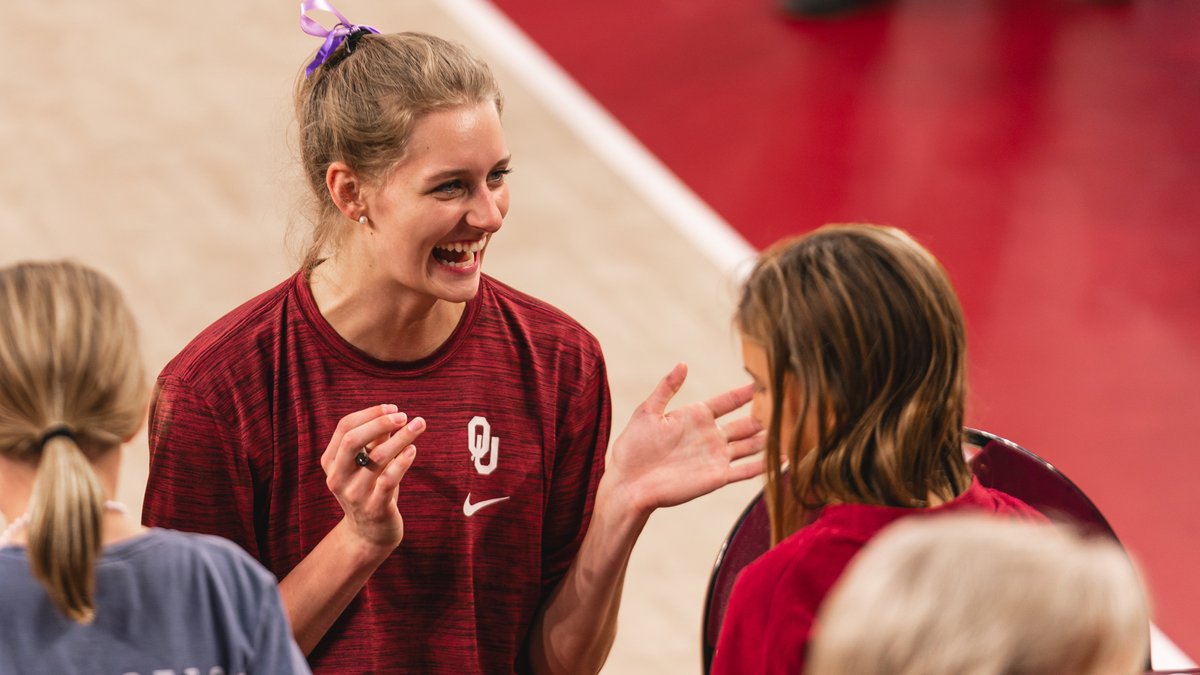 OU_Volleyball tweet picture