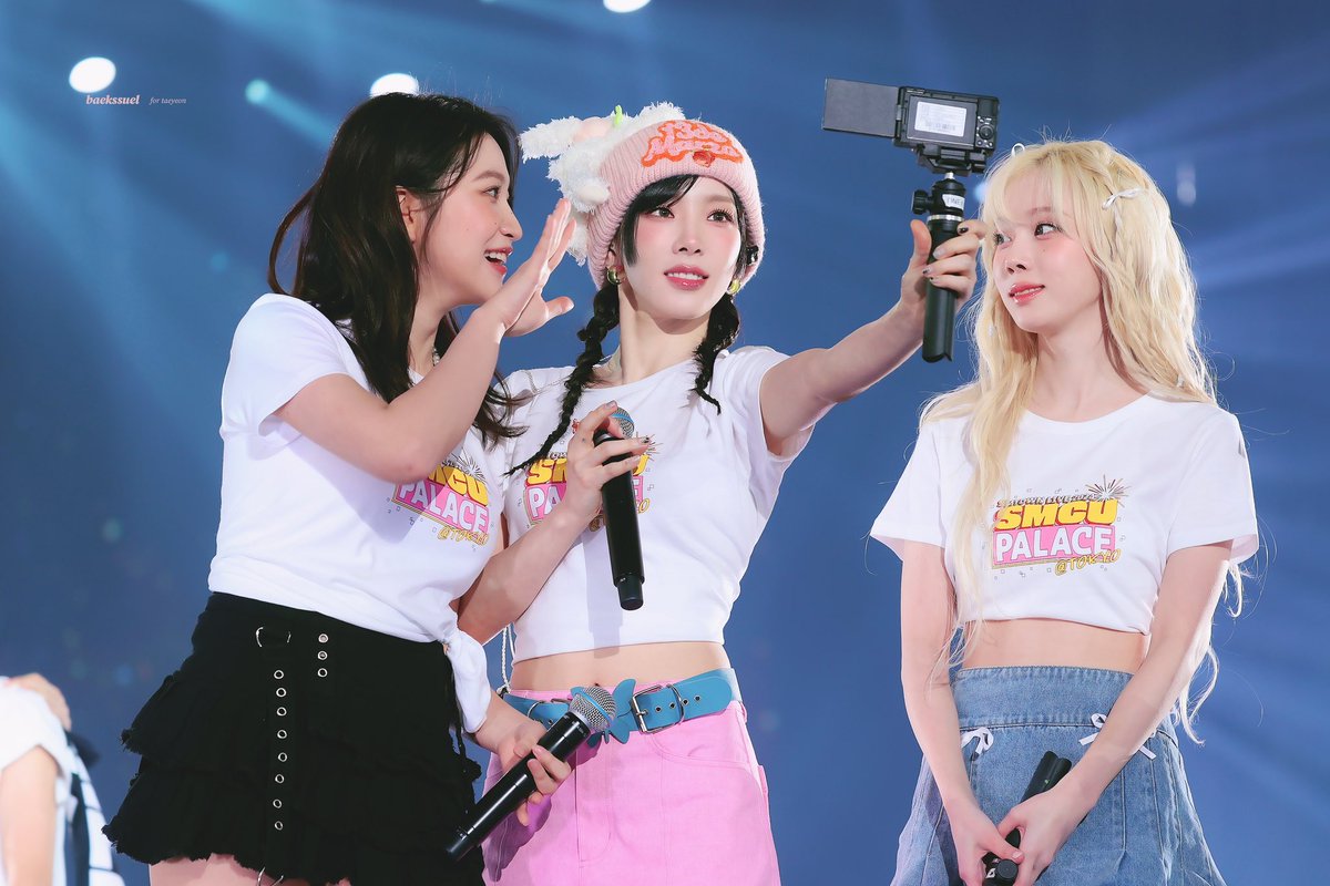백셜 tweet media