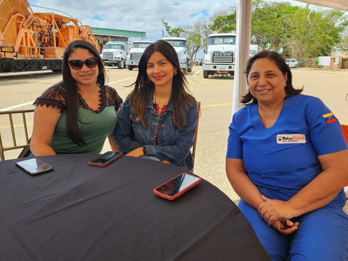 petroalianza's tweet photo. Son un orgullo para nuestra organización. Su esfuerzo y dedicación ha sido clave para creer en nosotros y mantenernos como una referencia en el mercado petrolero nacional🇻🇪Feliz día también a todas las mujeres de Venezuela y el mundo
#FelizDiaDeLaMujer #InternationalWomensDay https://t.co/zUR7oqtX1V