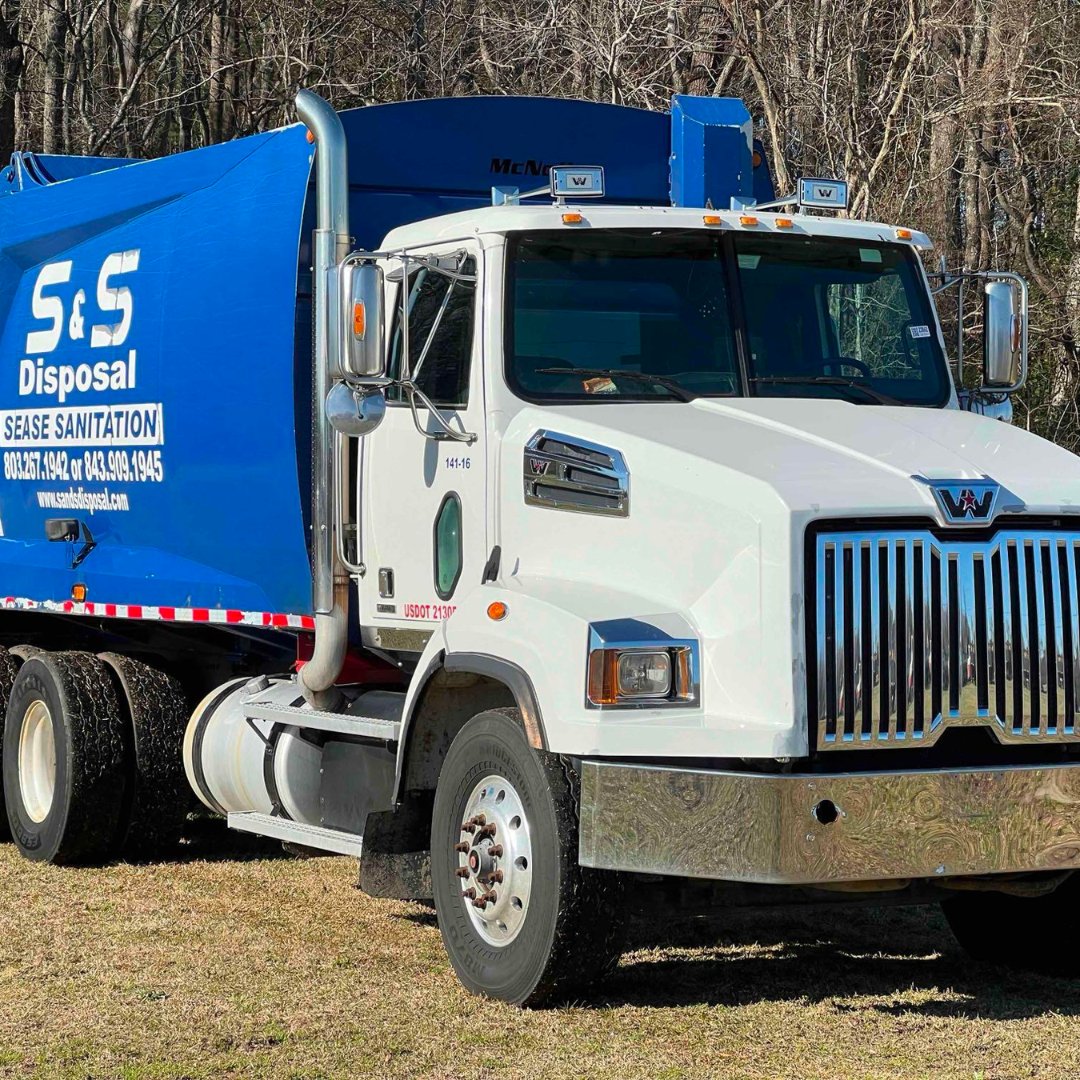 Our 2 Day Low Country Heavy Equipment Truck and Agricultural Public Auction is coming up!

Join us next weekend in Cope, South Carolina, at 9 a.m. EST!

Pictured is the 2020 Western Star 4700 SB Garbage Truck.

#HeavyEquipmentAuction #TruckAuction #AgricultureAuction